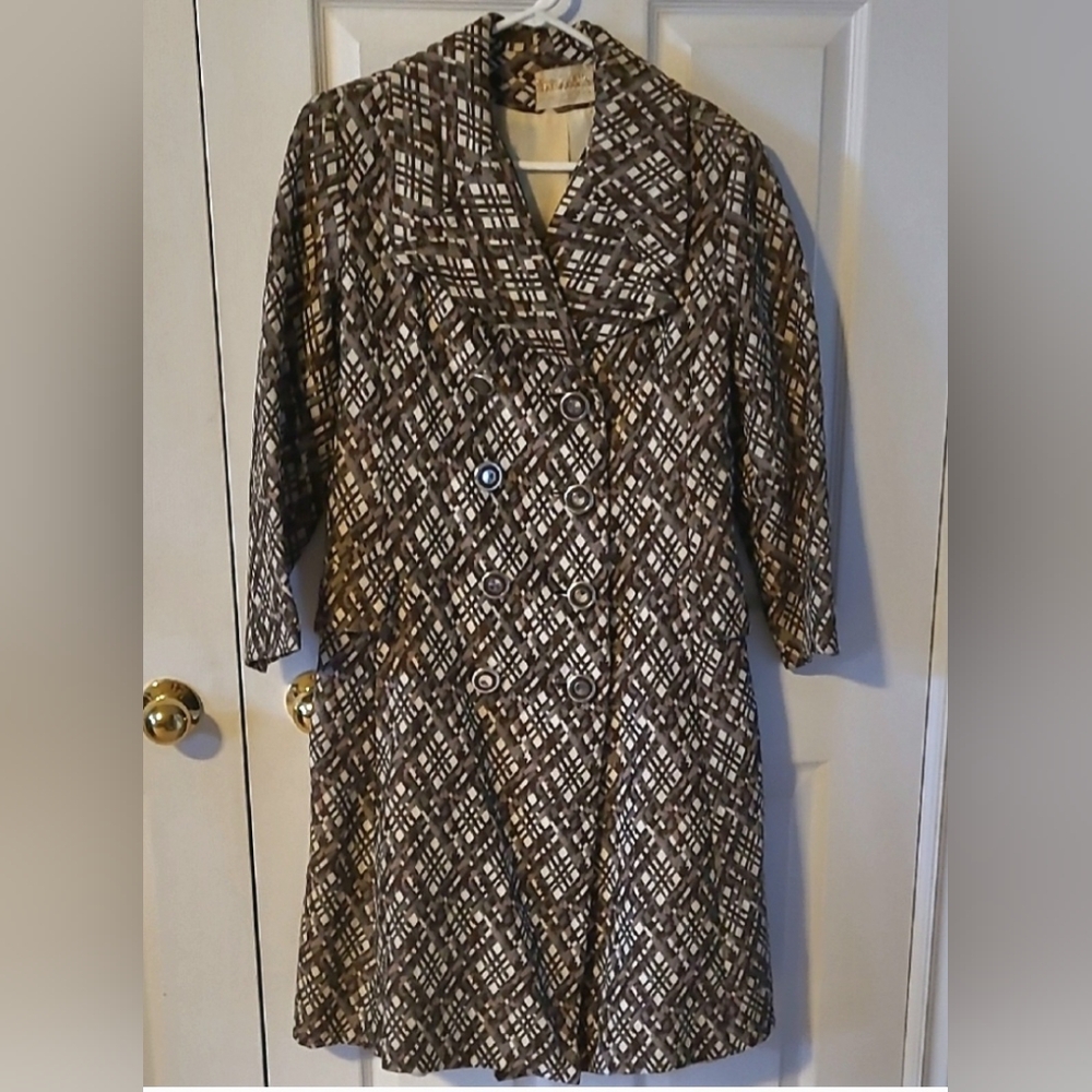 Vintage at its best Coat!